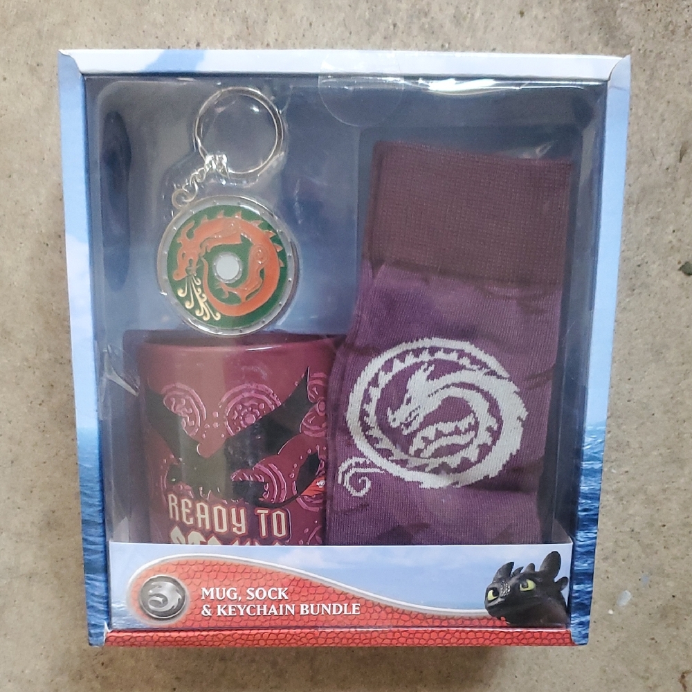 Dreamworks Dragons Coffee Mug Socks & Keychain Bundle How To Train Your Dragon
